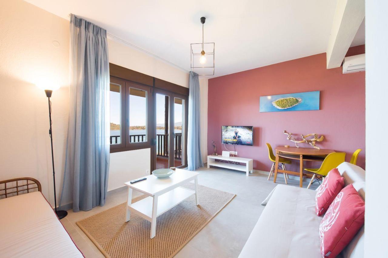 #Flh - Nereus & Oceanus Beachfront Apartments, Lagonisi Beach Ormos Panagias Extérieur photo